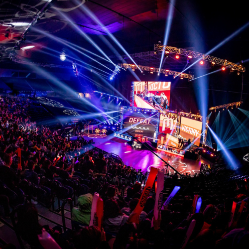 Como Dominar as Arenas Virtuais e Fazer Parte do Fenômeno Bilionário